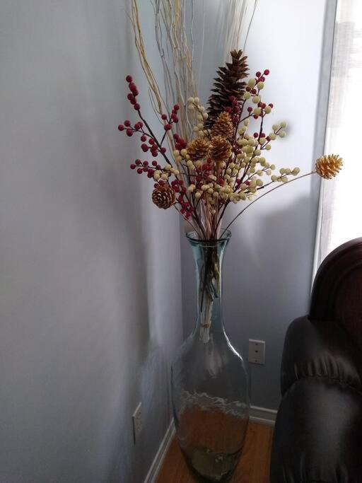 Entire 4 Bed Room Detached Residential Home Ейджакс Екстериор снимка